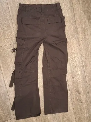 Pantalón multicargo