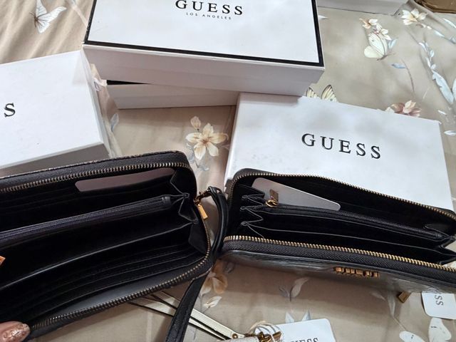 Carteras Guess Grandes