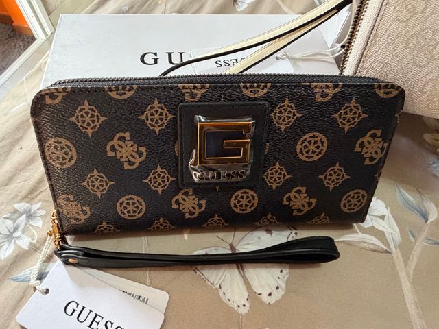Carteras Guess Grandes