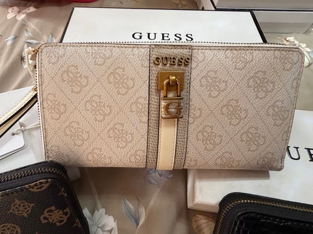Carteras Guess Grandes