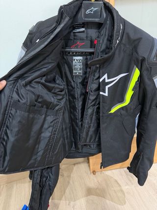 Chaqueta Alpinestars v2 waterproff.