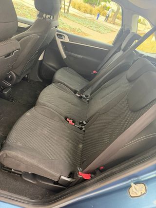 Citroen C4 1.6 Hdi de 115cv GARANTIA