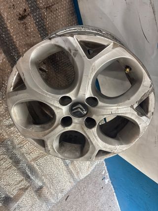 Llanta Citroën 9687753077