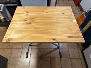 Caballete de acero con tablero de madera 60x80cm