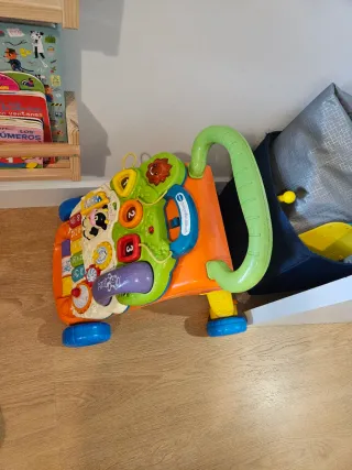 Correpasillos Vtech con actividades