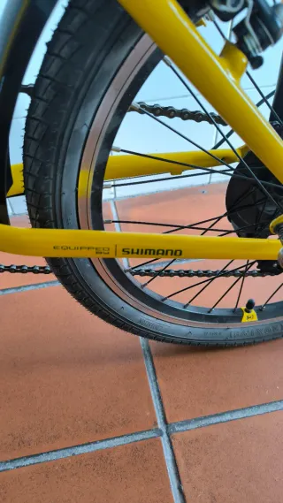 Bicicleta Plegable Amarilla