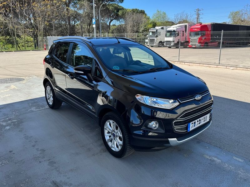 Ford EcoSport 2016 - foto 1
