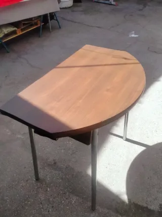 Mesa de comedor extensible madera y metal