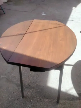 Mesa de comedor extensible madera y metal