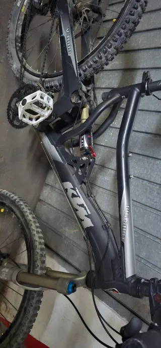 Bicicleta KTM V-Mas