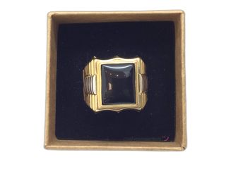 sello oro 18k con piedra