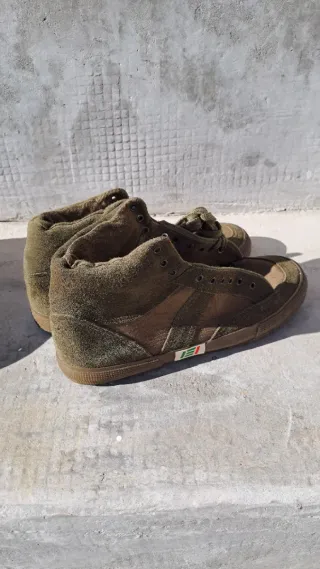 Scarpe ginniche militari logo EI tg 40