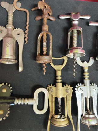 Lotto 13 cavatappi da collezione