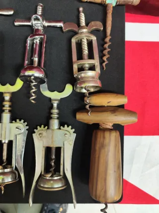 Lotto 13 cavatappi da collezione