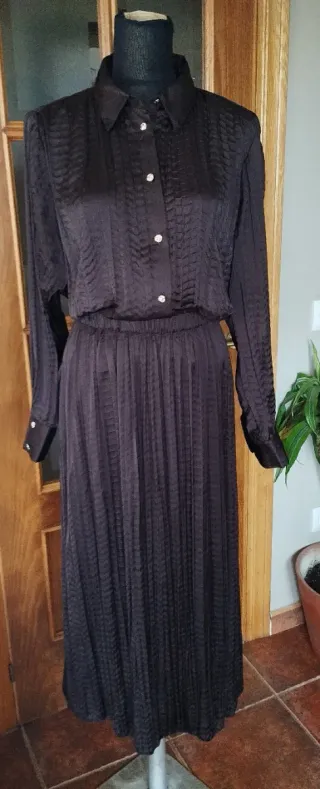 Conjunto falda y blusa satinada Zara Marrón Talla