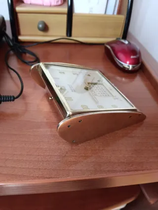 Reloj de escritorio Helveco Armco venta en persona