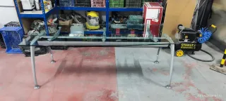 Mesa de oficina cristal y metal