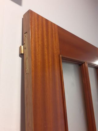 Puerta Sapelli con cristal (varias unidades)