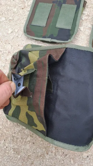 N 4 porta caricatori policromi militari