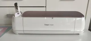 Cricut Maker Rosa + Kit Utensili