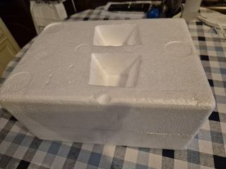 Jarra y vasos de cristal azul