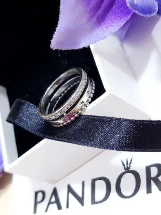 Anillo Pandora Signature Logo Pavé Cuentas