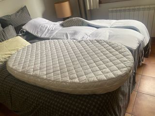 Cuna Stokke ovalada madera