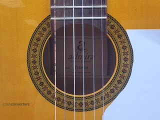 guitarra clasica admira triana