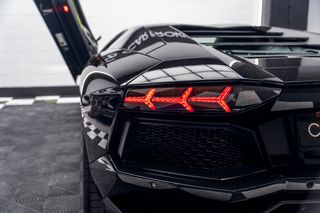 LAMBORGHINI Aventador 6.5 V12 LP 7004