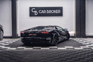 LAMBORGHINI Aventador 6.5 V12 LP 7004