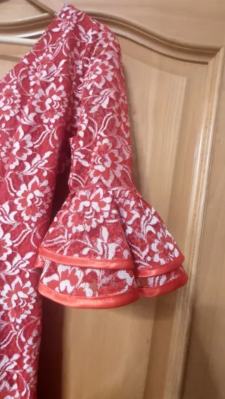 Vestido de flamenca rojo y blanco