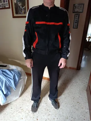 Chaqueta Moto Teknic Negra Roja Blanca