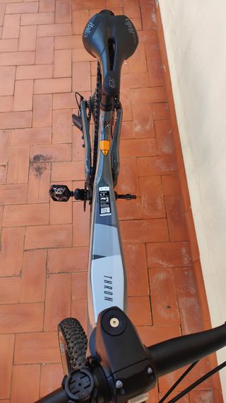 Bicicleta BTT Focus Thron 6.8 talla XL 1100km