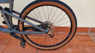 Bicicleta BTT Focus Thron 6.8 talla XL 1100km