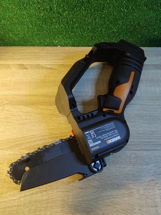 Mini motosierra a batería 20V WORX