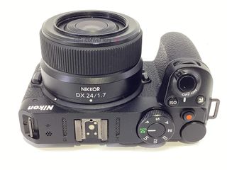 camara digital evil nikon z30