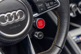 AUDI R8 V10 540CV SPYDER