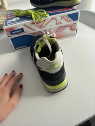 Zapatillas New Balance Negras y Verdes