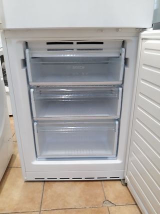 Nevera Bosch no frost Garantía tranporte