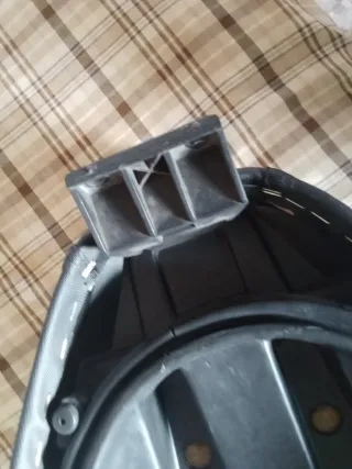 Asiento Piaggio tiene su llaves esta completo.zip