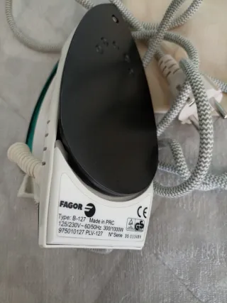 Mini plancha ropa Fagor 1000W