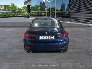 BMW SERIES 3 320i Auto.