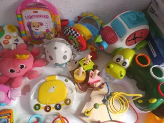 Lote de juguetes infantiles variados