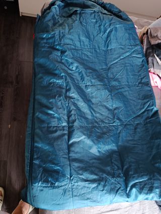 Saco de dormir azul, verano