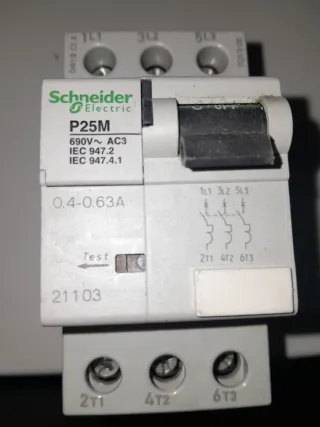 Interruptor Schneider Electric IC60N C16A