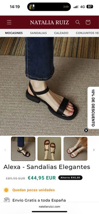 Sandalias negras planas