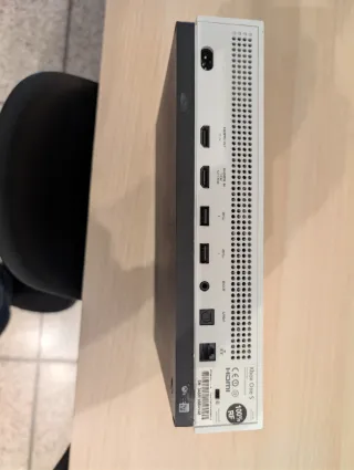 Xbox One S 500GB Bianca