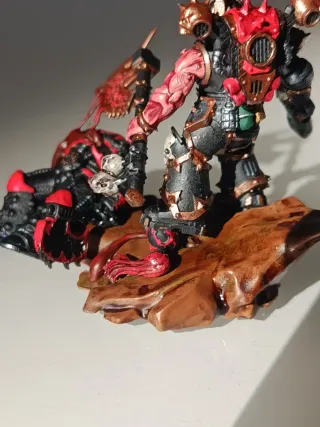 Kharn el Traidor pintado y modificado