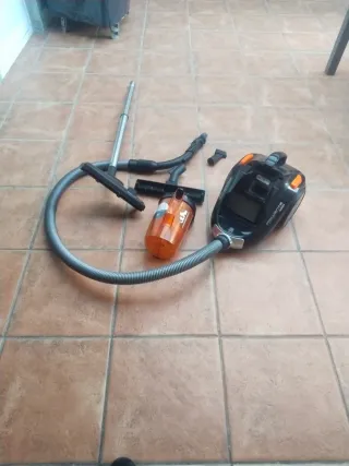 Aspiradora Rowenta Compact Power