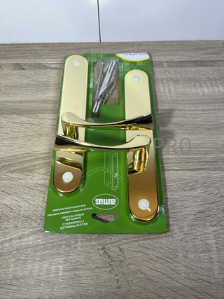 Juego de 2 Manillas para Puertas Amig